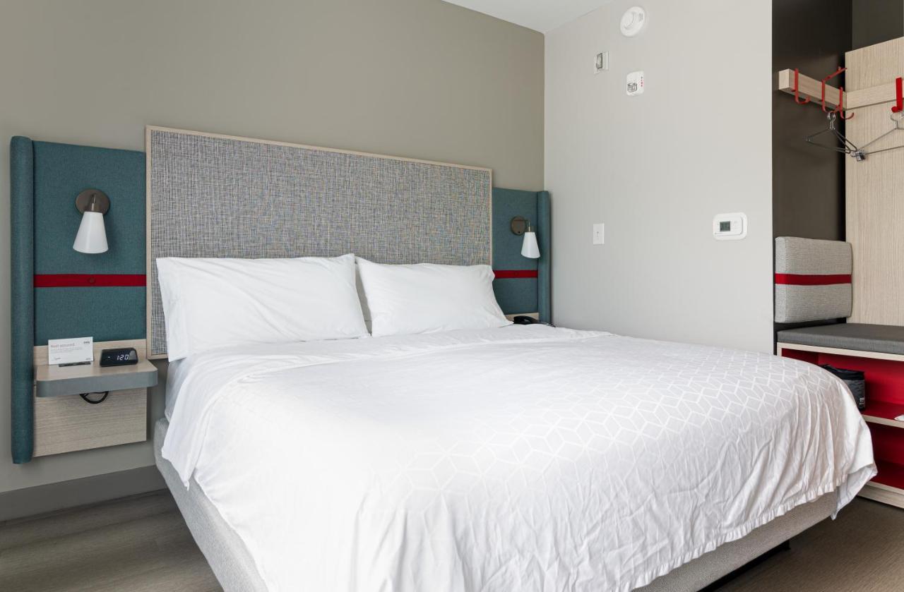avid hotels - Summerville, an IHG Hotel Eksteriør bilde